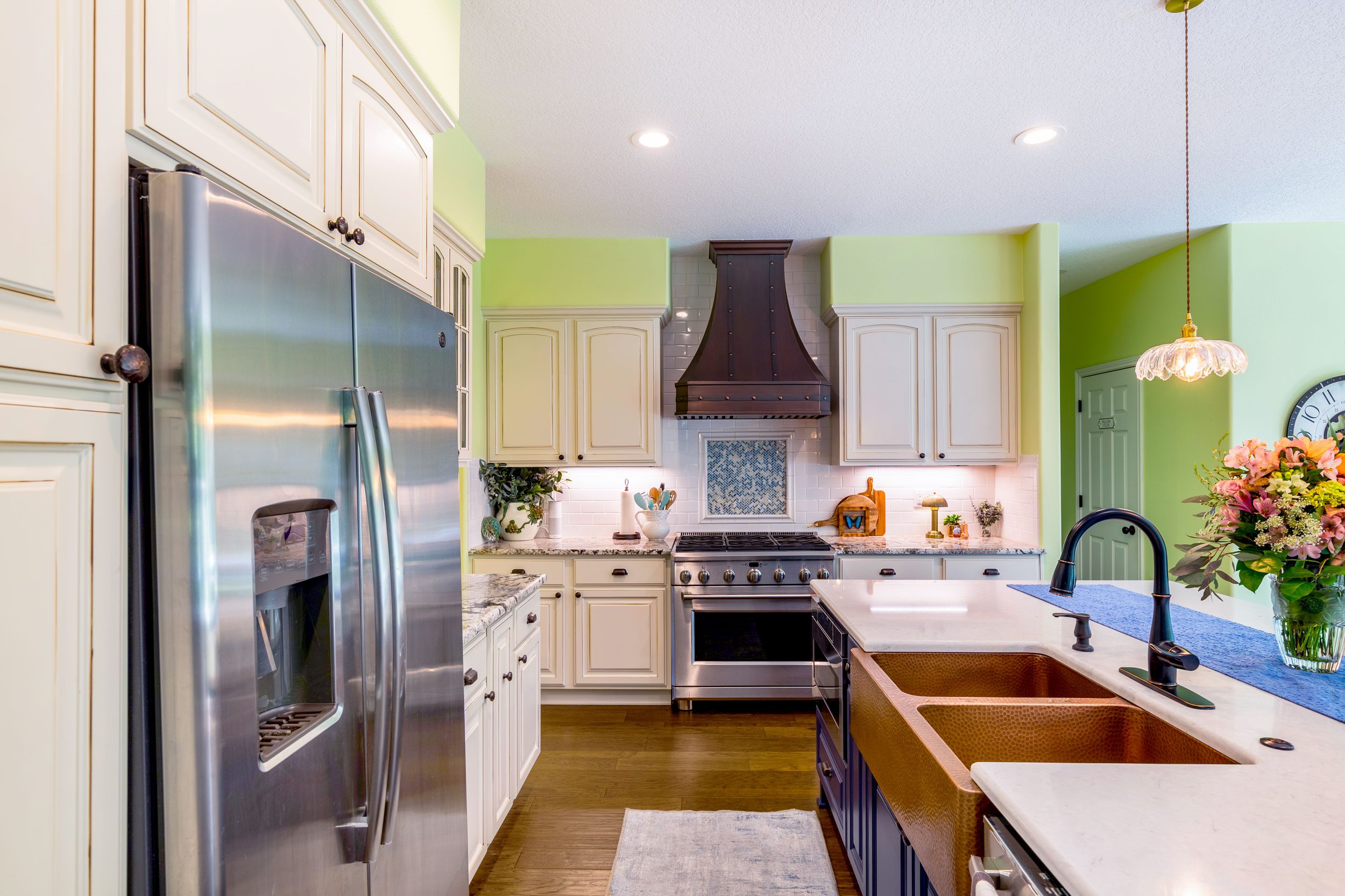 Kitchen Remodel in Tigard with Cooper Sink and Hood