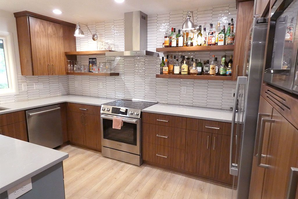 Tualatin OR Basement Kitchen Remodeling with Contrasting Colors