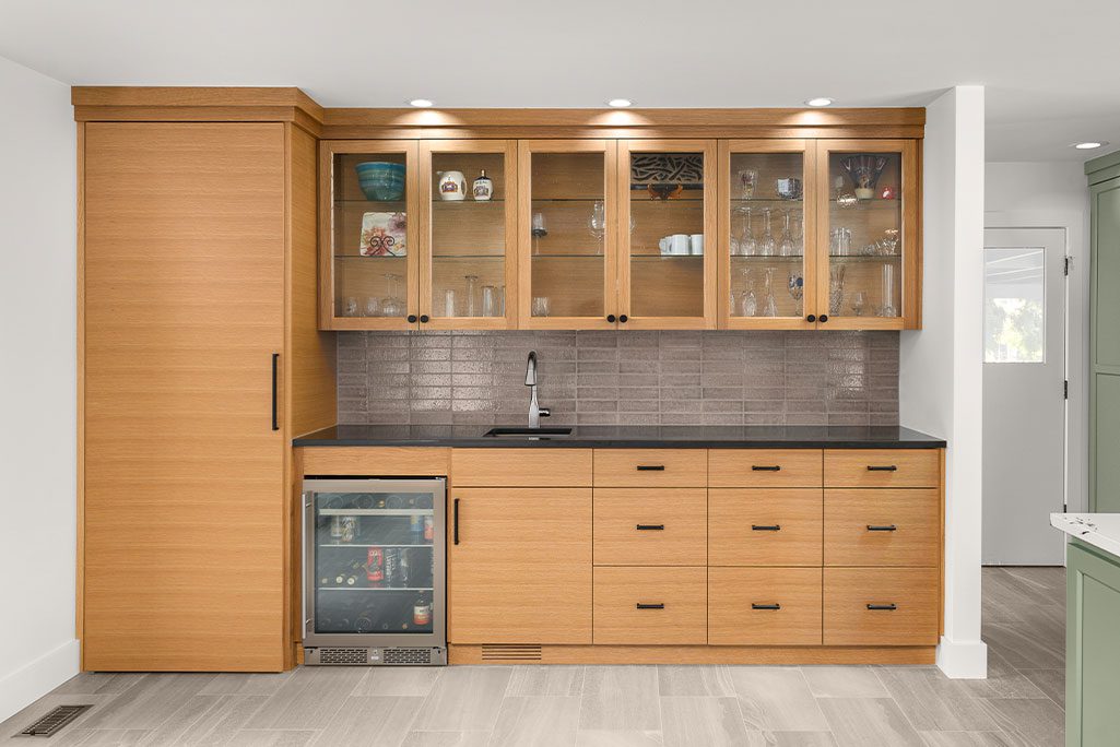 West Linn OR Home Remodel Dining Bar Area