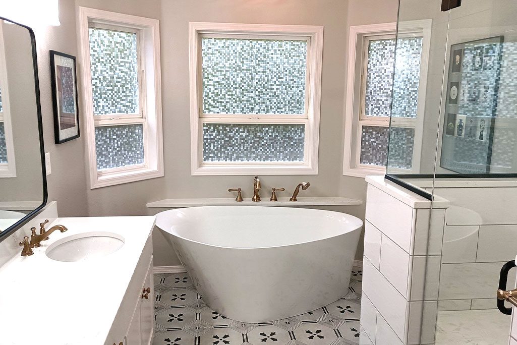 Beaverton OR Master Bathroom Remodel with Quartz Countertop