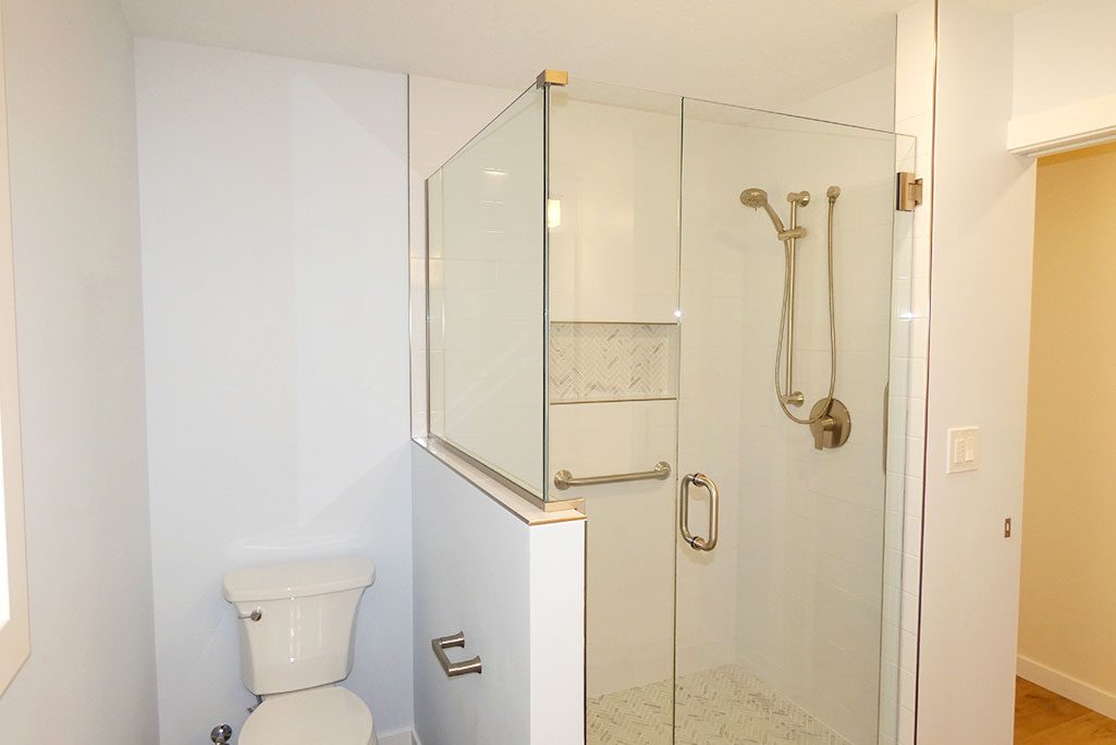 SW Portland OR Home Addition with Bathroom Shower